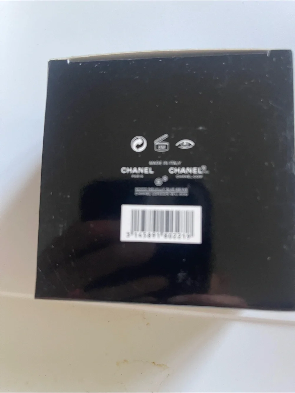 CHANEL Black & Gold Night Eye Mask Set